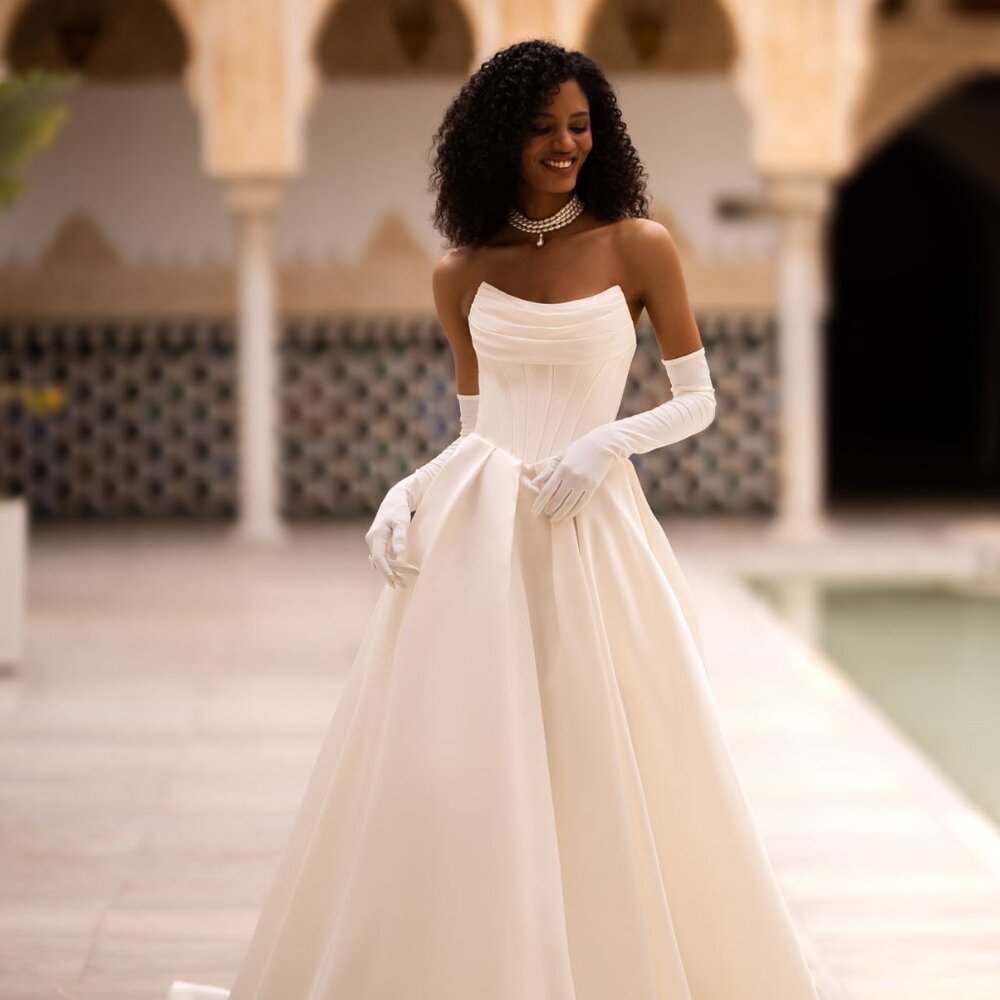 BRAND NEW Wona Concept Odette Wedding Dress
